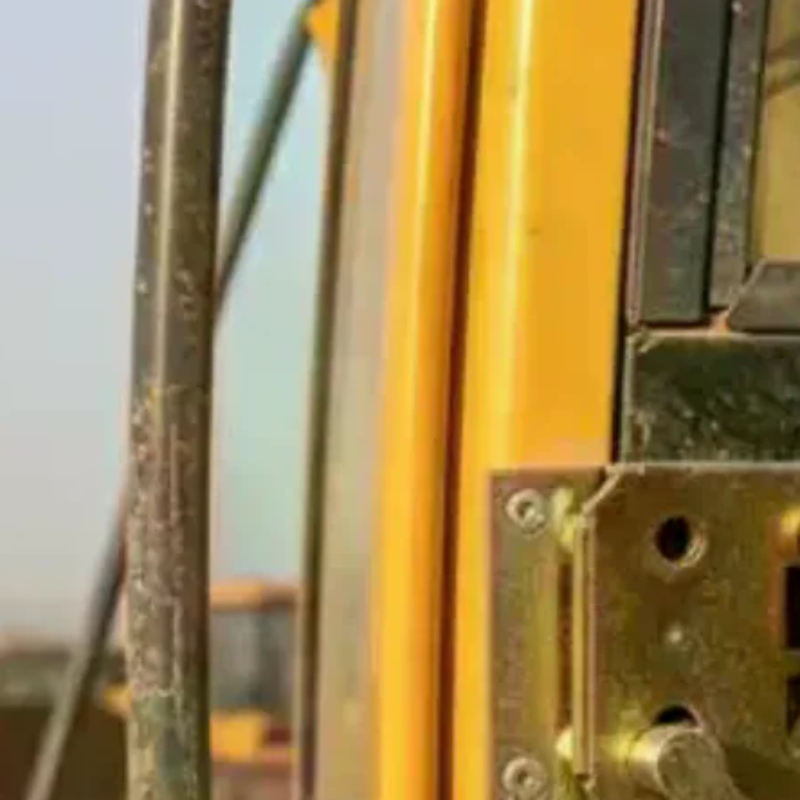 Heavy Equipment Handling - Universal Forklift Tractor Heavy Equipment Metal
