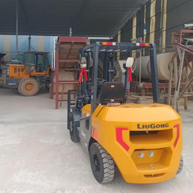 Customized Heavy Duty Forklift - Heavy Equipment Logistics avaliação e preço