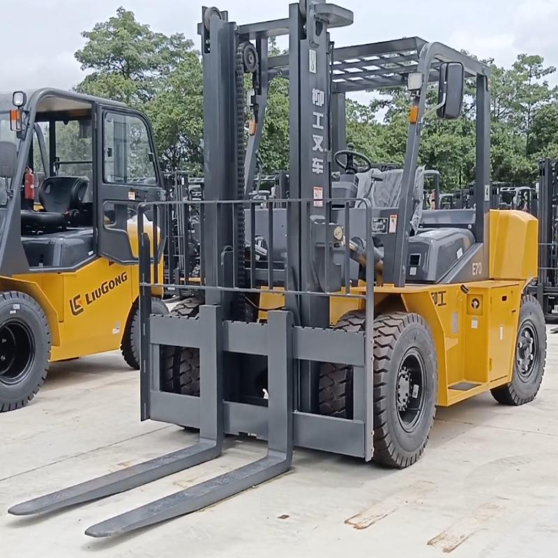 Customized Heavy Duty Forklift - Heavy Equipment Logistics avaliação e preço
